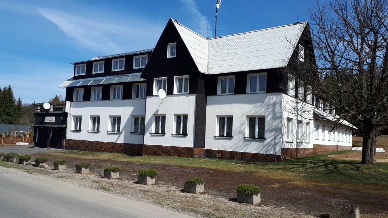 Chata Na Sousi Десна Экстерьер фото
